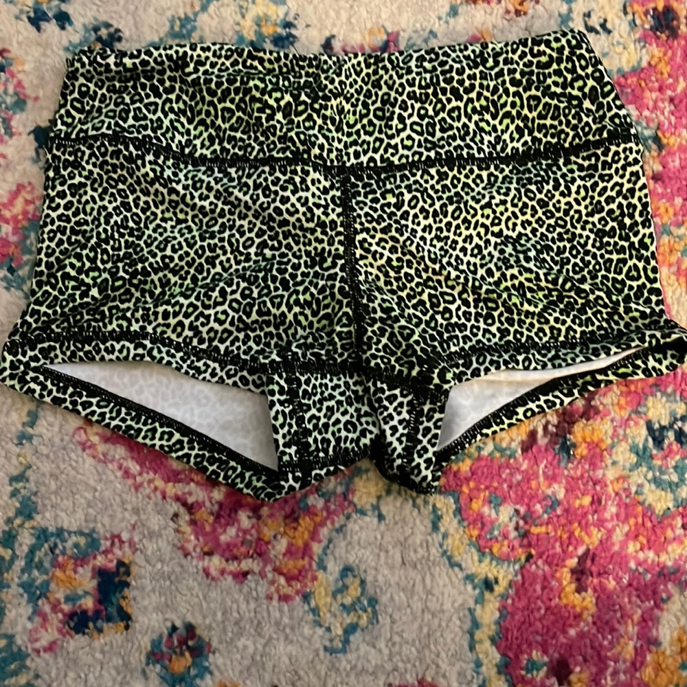 COPY - Fleo shorts